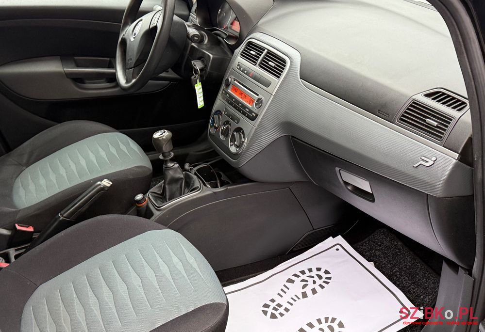 2009' Fiat Grande Punto photo #6