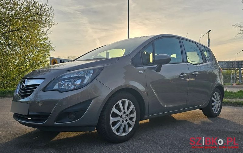 2011' Opel Meriva 1.4 T Cosmo photo #1