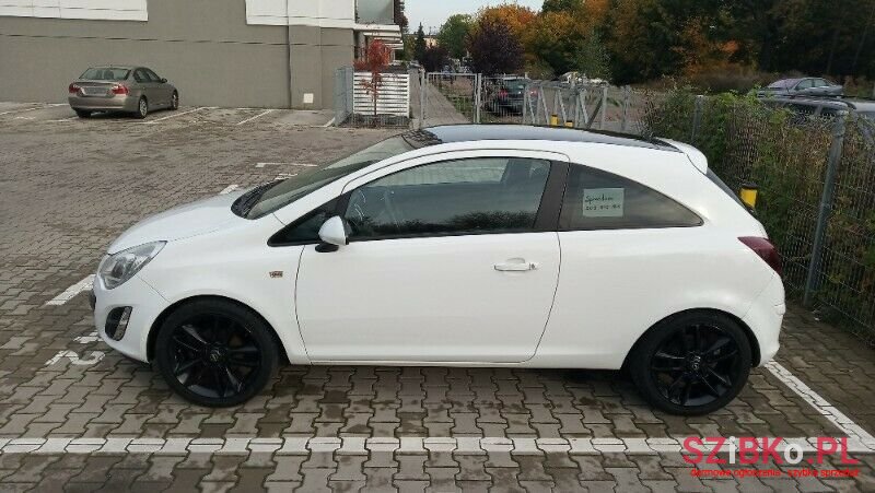 2011' Opel Corsa photo #1