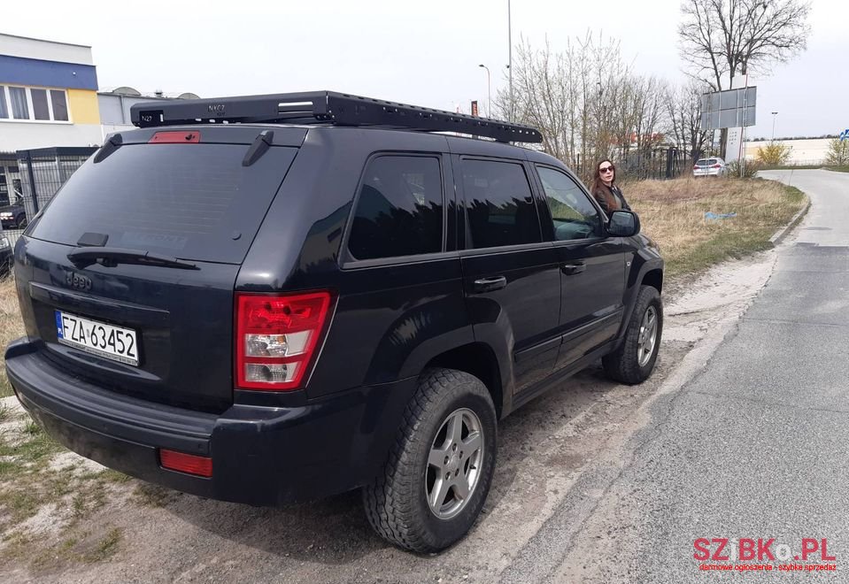2006' Jeep Grand Cherokee photo #4