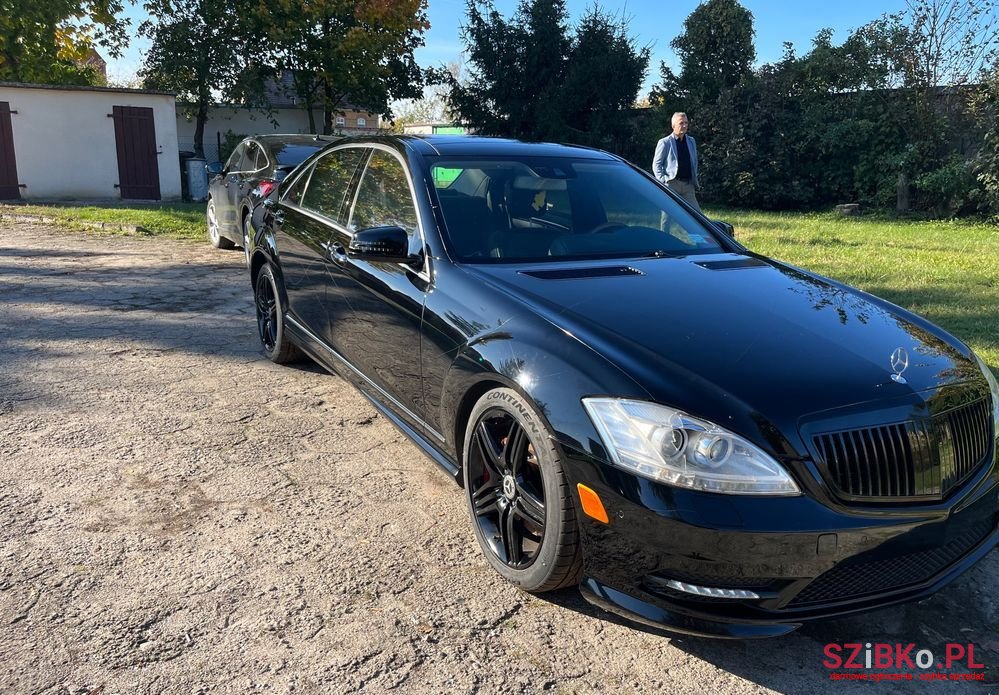 2013' Mercedes-Benz S-Class 500 4Matic photo #1