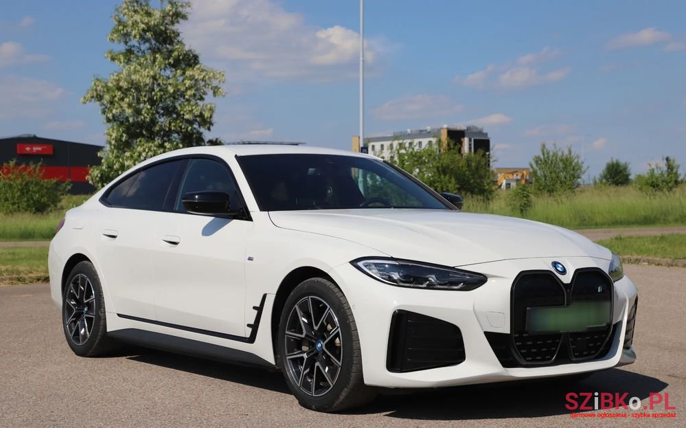 2023' BMW i4 80.7Kwh Edrive 35 photo #1