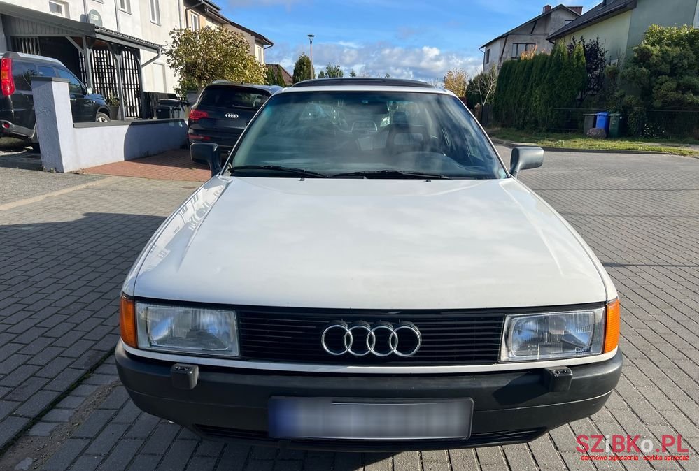 1987' Audi 80 photo #2