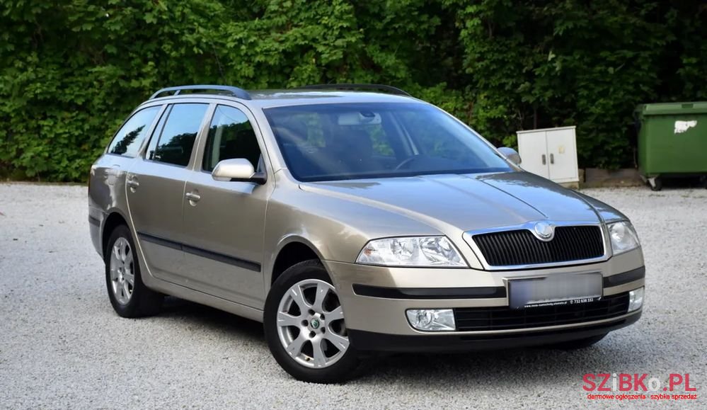 2005' Skoda Octavia 2.0 Fsi Elegance Tiptr photo #2