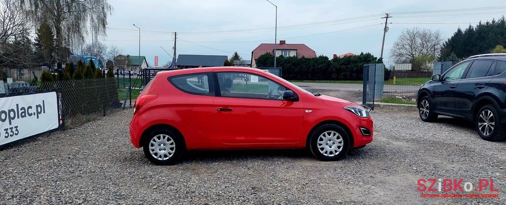 2012' Hyundai i20 1.25 Classic photo #6