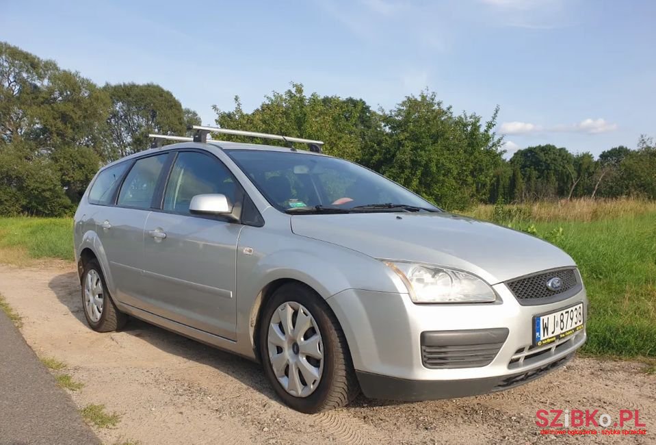 2007' Ford Focus photo #2