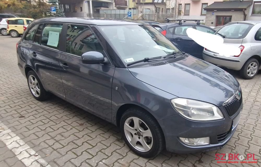 2011' Skoda Fabia 1.2 Tsi Comfort photo #6