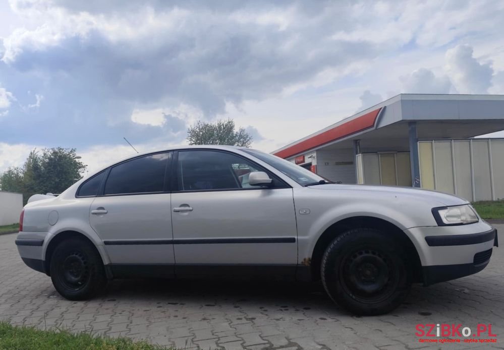 1998' Volkswagen Passat 1.8T photo #2