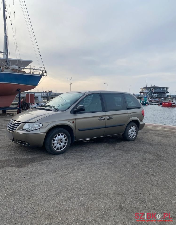 2004' Chrysler Voyager 2.4 Se photo #4