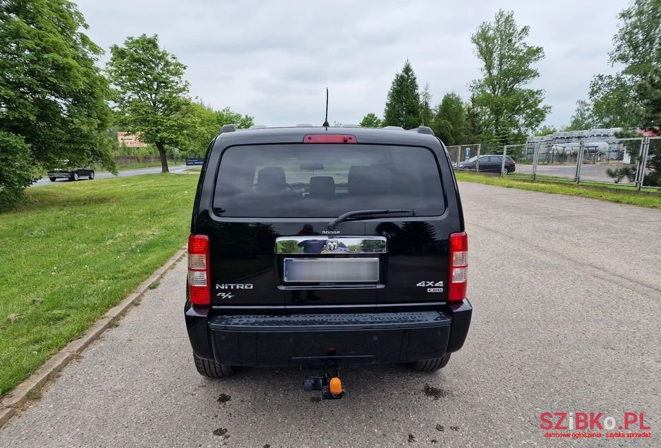 2008' Dodge Nitro photo #6