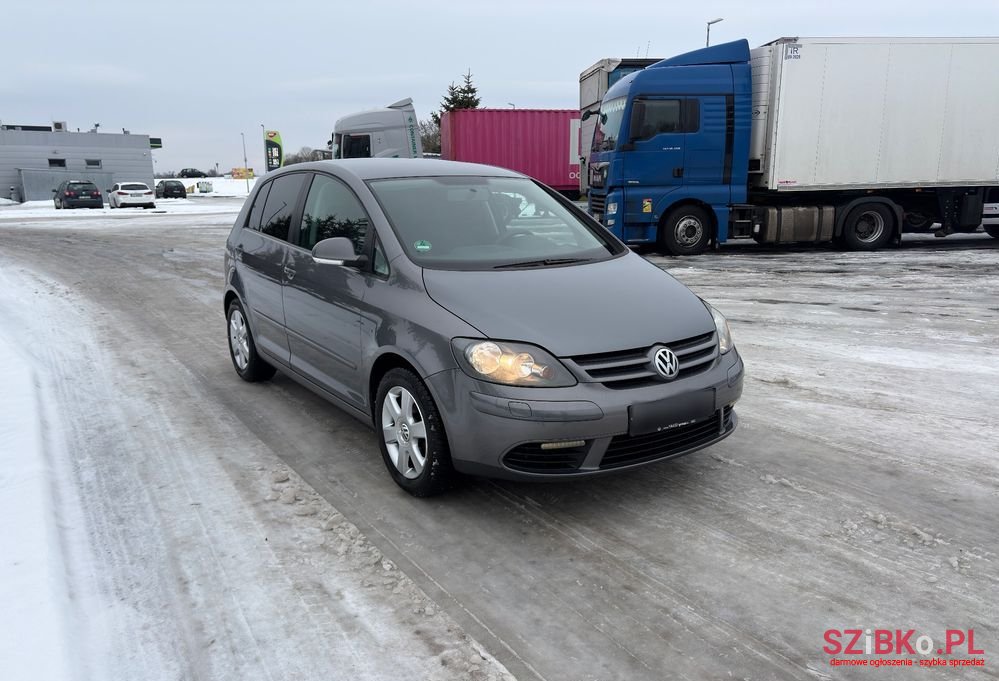 2006' Volkswagen Golf 2.0 Tdi Goal photo #3
