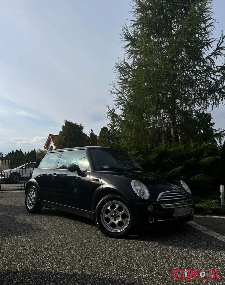 2005' MINI One Standard photo #2
