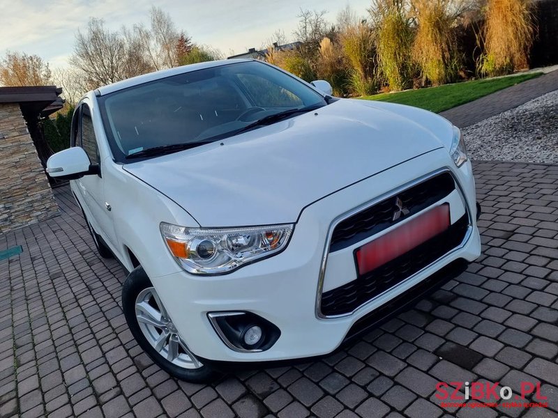 2013' Mitsubishi ASX photo #3