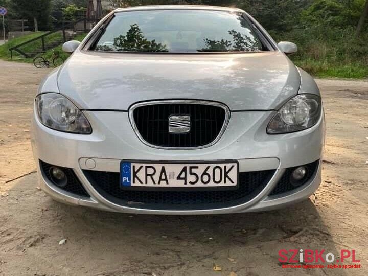 2006' SEAT Leon photo #3