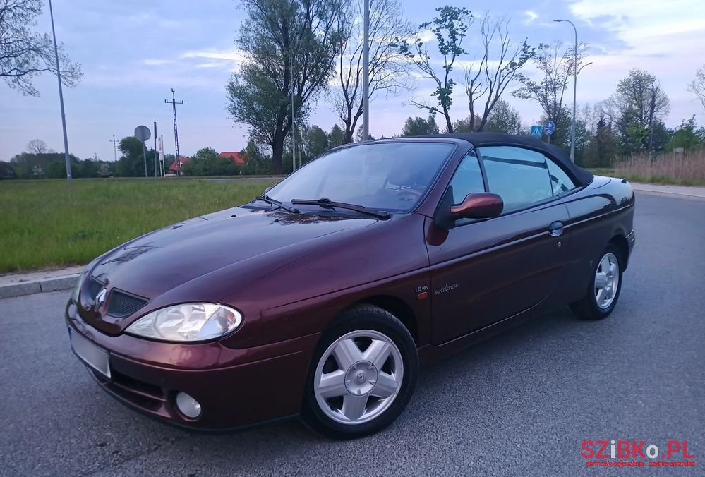 2000' Renault Megane photo #1