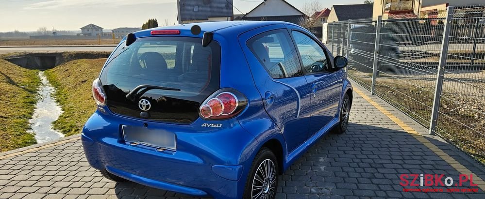 2010' Toyota Aygo photo #4