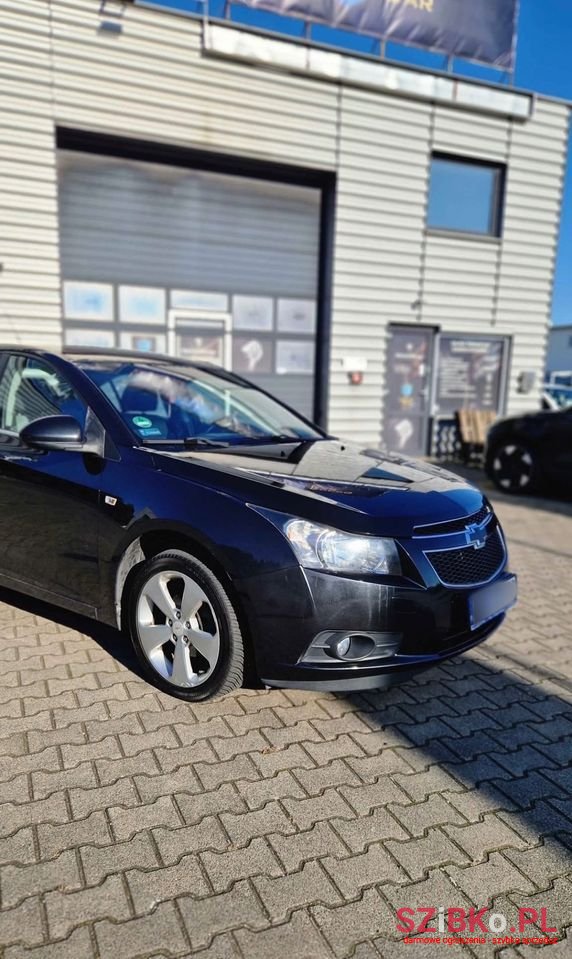 2010' Chevrolet Cruze 1.8 Lt photo #1
