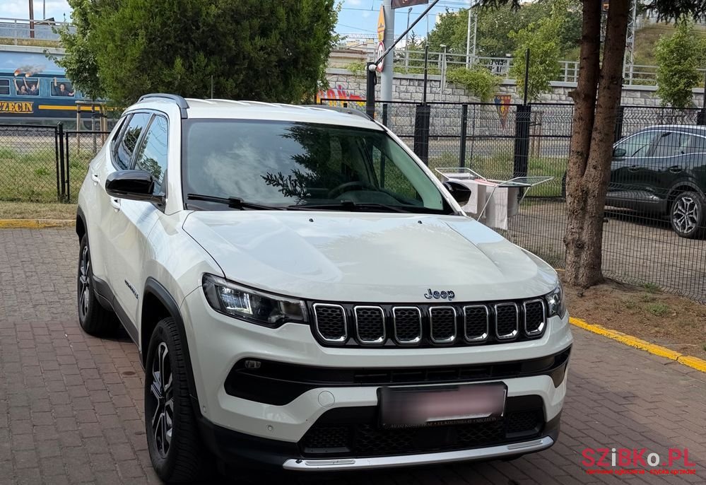 2021' Jeep Compass photo #2