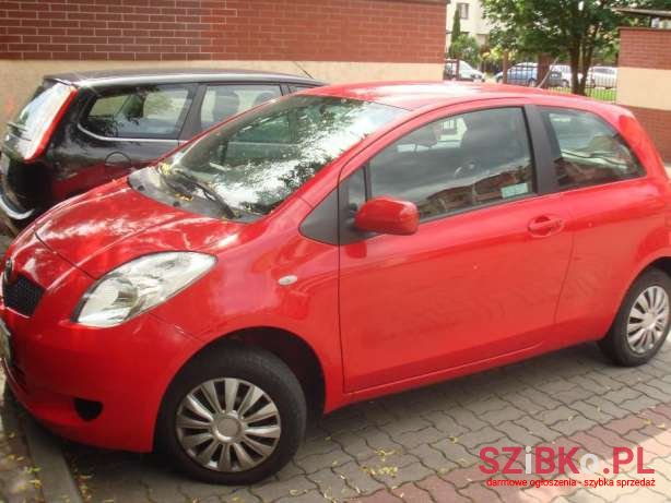 2007' Toyota Yaris photo #1