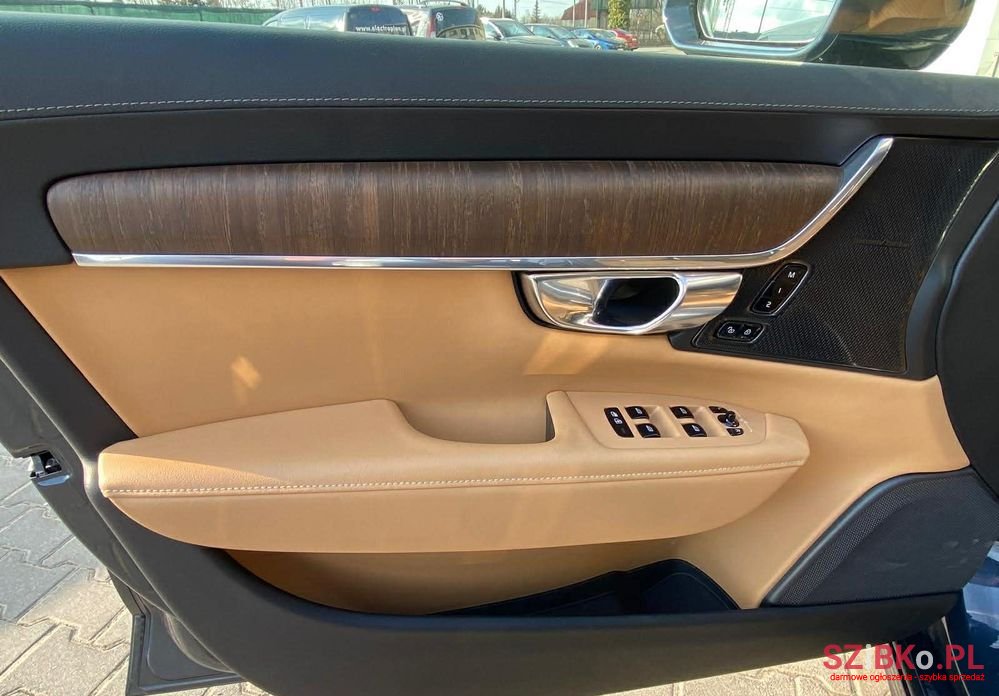 2022' Volvo V90 photo #6