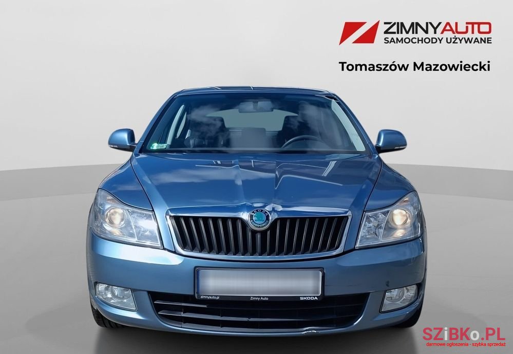 2011' Skoda Octavia photo #2