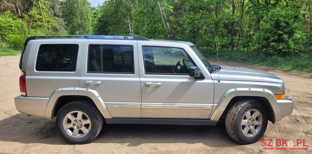 2006' Jeep Commander photo #5