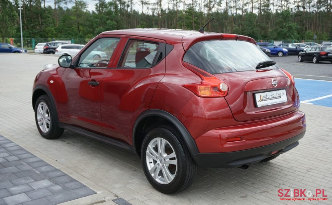 2011' Nissan Juke photo #2