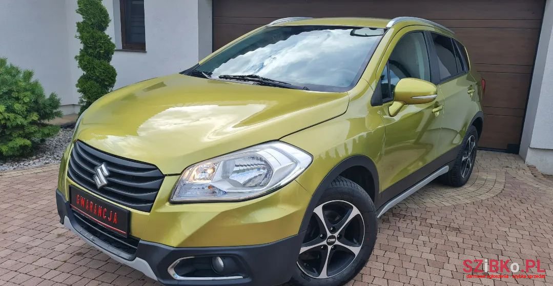 2014' Suzuki Sx4 S-Cross photo #1
