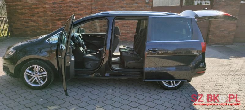 2011' SEAT Alhambra photo #3