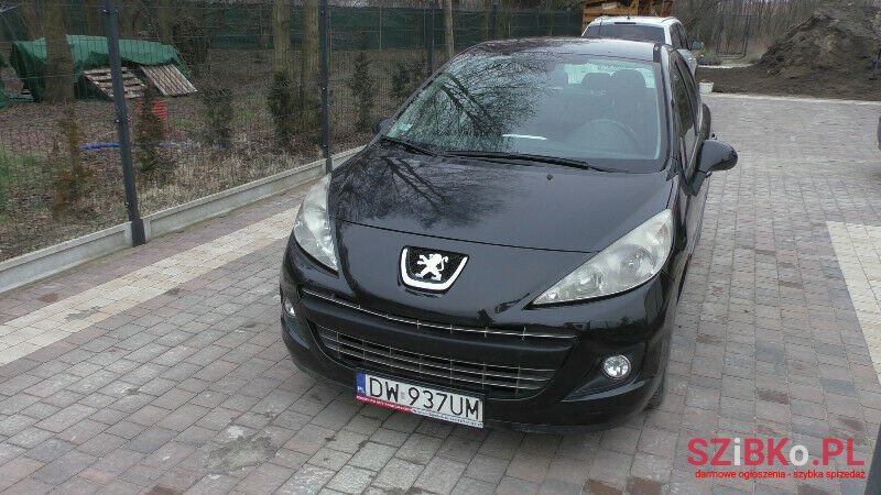 2010' Peugeot 206 photo #6