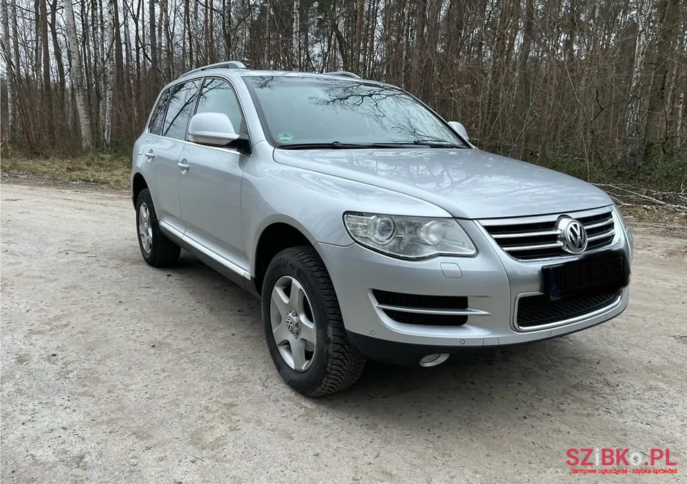 2008' Volkswagen Touareg 2.5 R5 Tdi Tiptr photo #5