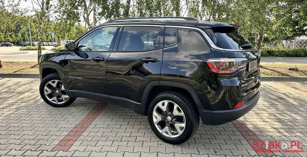 2018' Jeep Compass photo #4