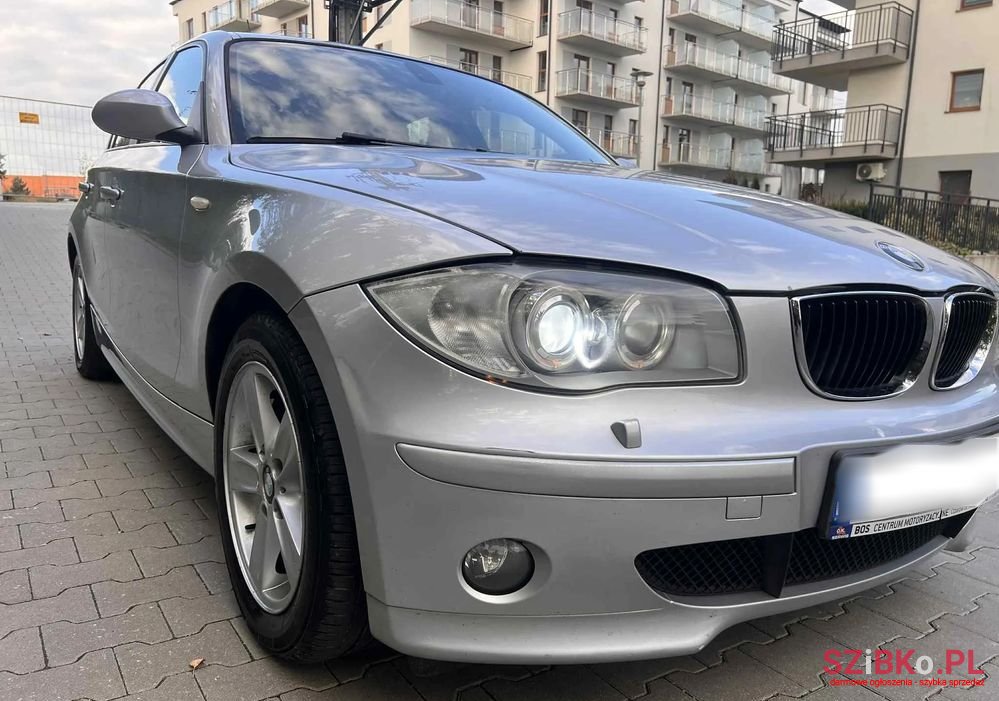 2007' BMW 1 Series 120I photo #1