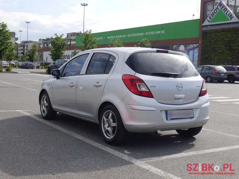 2009' Opel Corsa 1.4 16V Enjoy photo #3