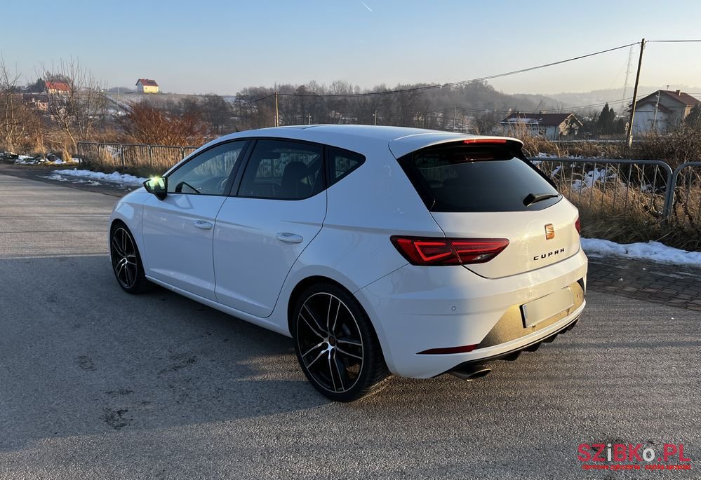 2019' SEAT Leon photo #5