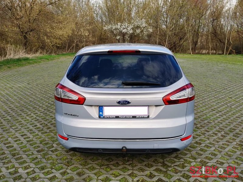 2013' Ford Mondeo photo #6