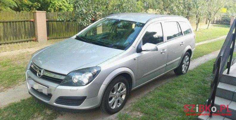 2006' Opel Astra photo #1