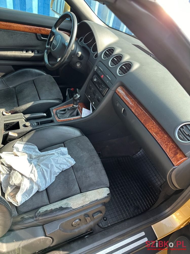 2003' Audi A4 Cabriolet 2.4 photo #3
