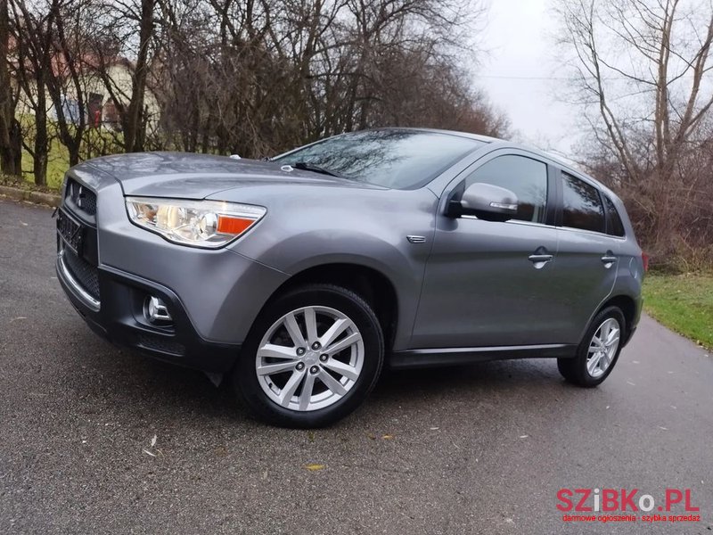2011' Mitsubishi ASX 1.6 2Wd photo #2