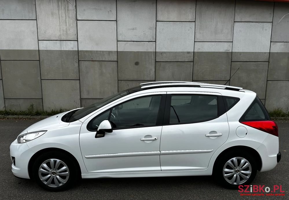 2012' Peugeot 207 Sw 95 Vti Tendance photo #2