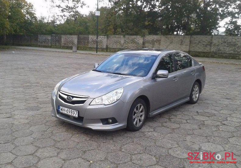 2011' Subaru Legacy Outback photo #1