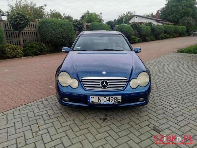 2002' Mercedes-Benz Klasa C photo #2