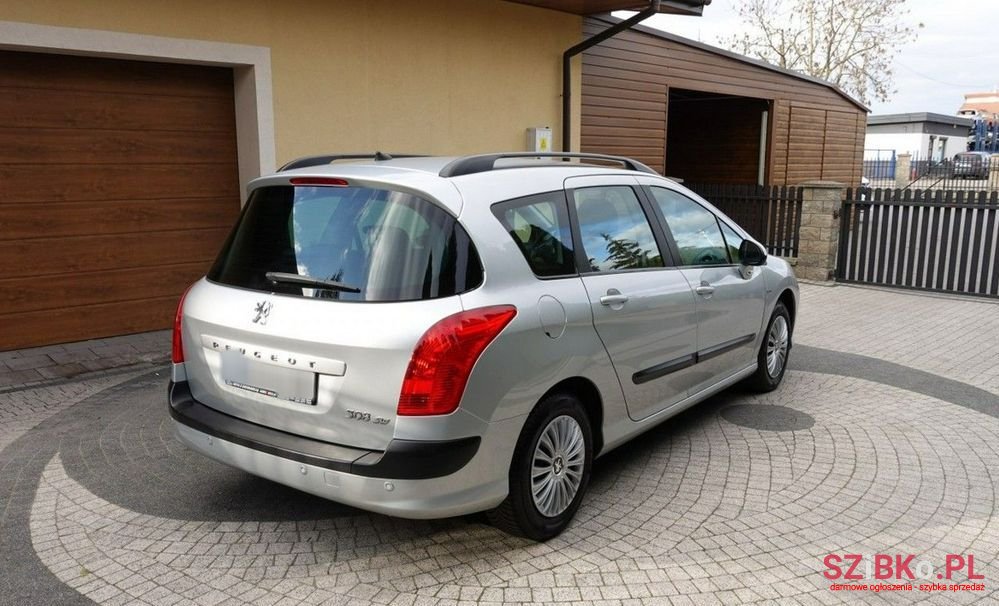 2008' Peugeot 308 photo #2