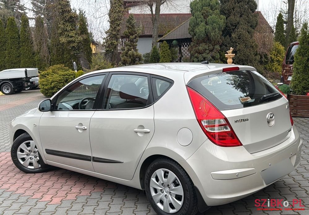2009' Hyundai i30 photo #4