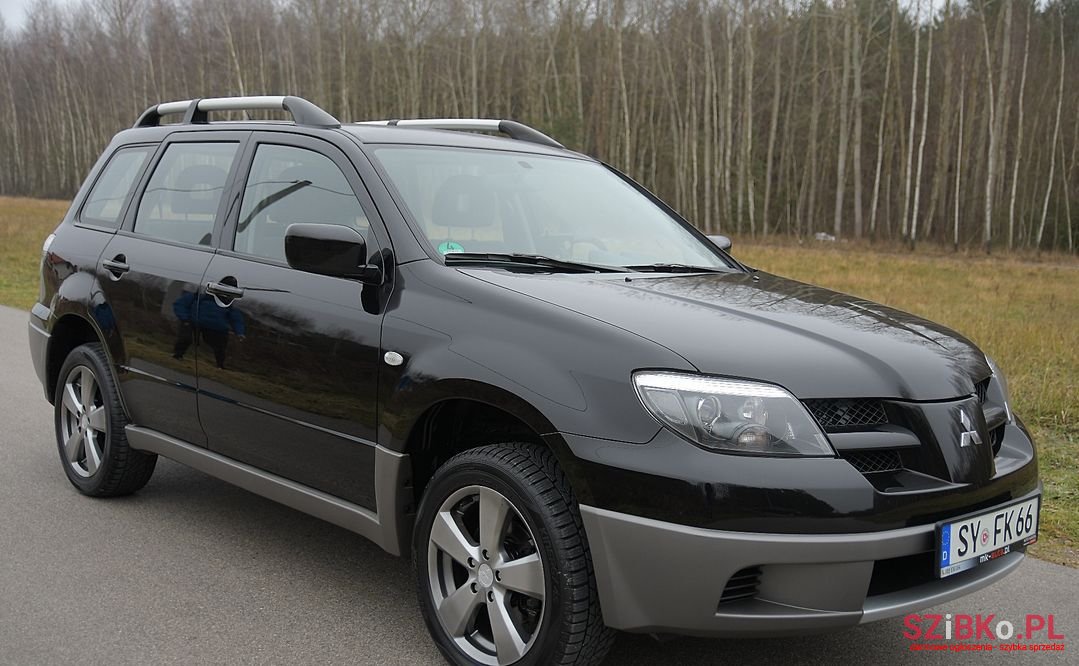 2003' Mitsubishi Outlander photo #3