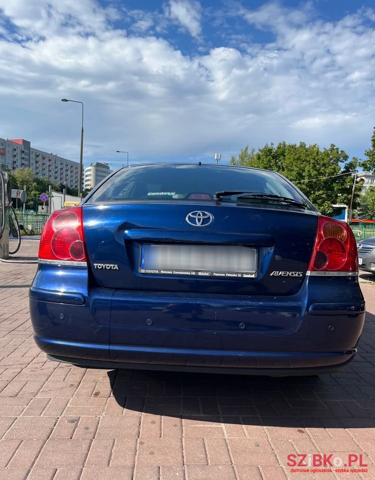 2010' Toyota Avensis photo #6