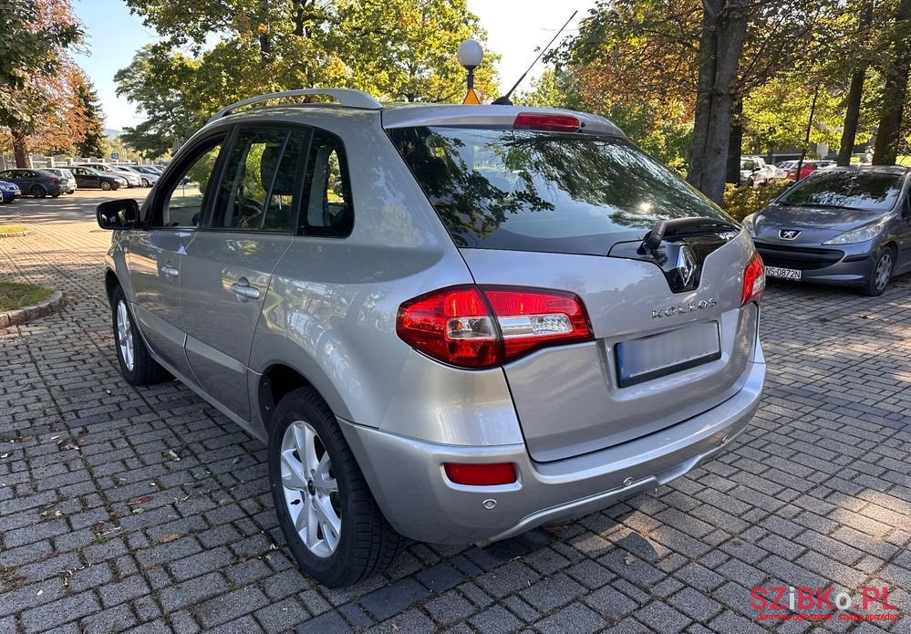 2008' Renault Koleos photo #2