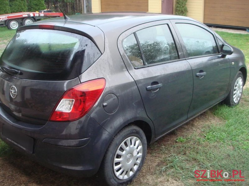 2013' Opel Corsa photo #3