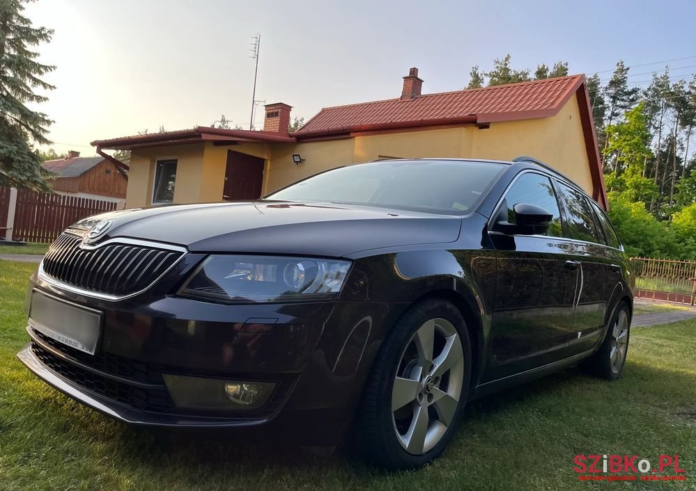 2015' Skoda Octavia 2.0 Tdi Style Dsg photo #5