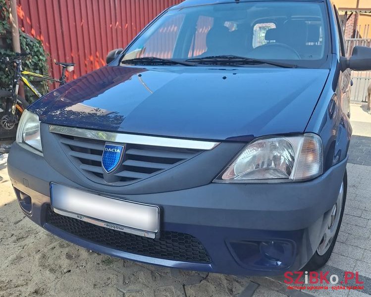 2007' Dacia Logan photo #1